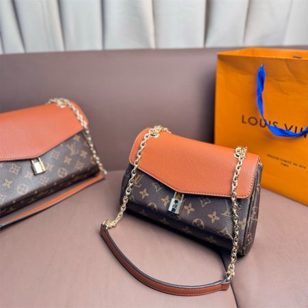 High quality shoulder bag size:23cm/29cm LOV #30470 - Image 4
