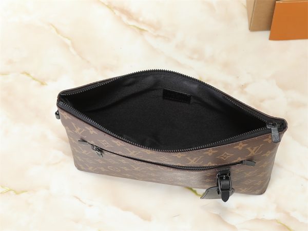 Top qulaity leather handbag size:30*22*5cm LOV #30487