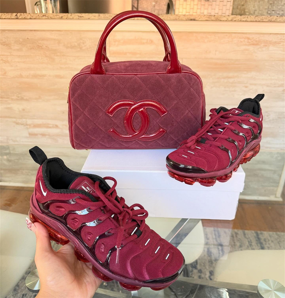 1 set fashion sport shoes & handbag free shipping CHL #30515 - Image 1