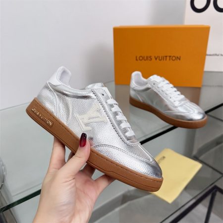 High quality sneaker size:5-10 with box free shipping LOV #30519 - Image 2