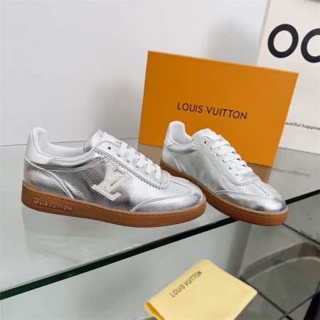 High quality sneaker size:5-10 with box free shipping LOV #30519 - Image 3