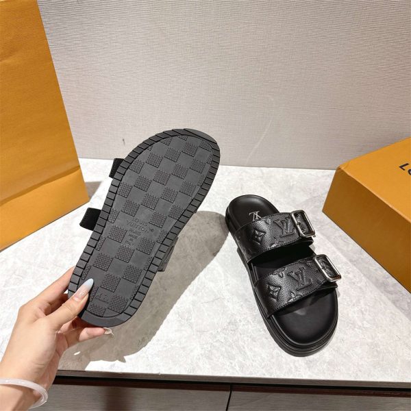 High quality couple slipper size:5-11 with box LOV #30538