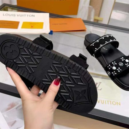 High quality couple slipper size:5-11 with box LOV #30539 - Image 3