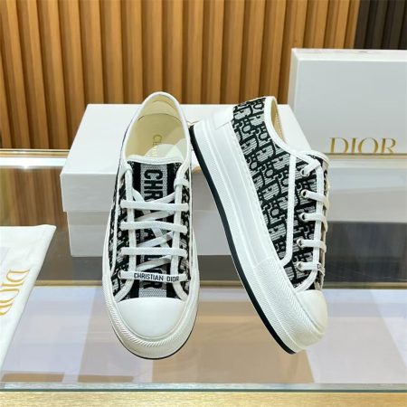 High quality sneakers size:5-10 with box free shipping DIR #30541 - Image 2