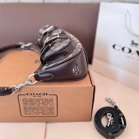 High quality shoulder bag size:25*11cm COH #30558 - Image 5
