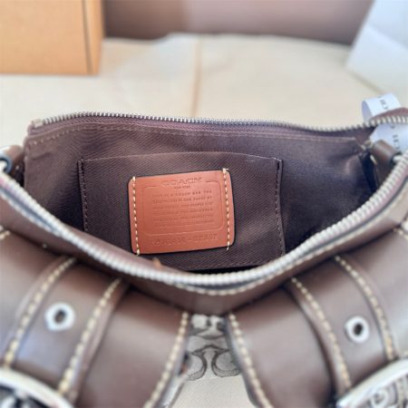High quality shoulder bag size:25*11cm COH #30558 - Image 6