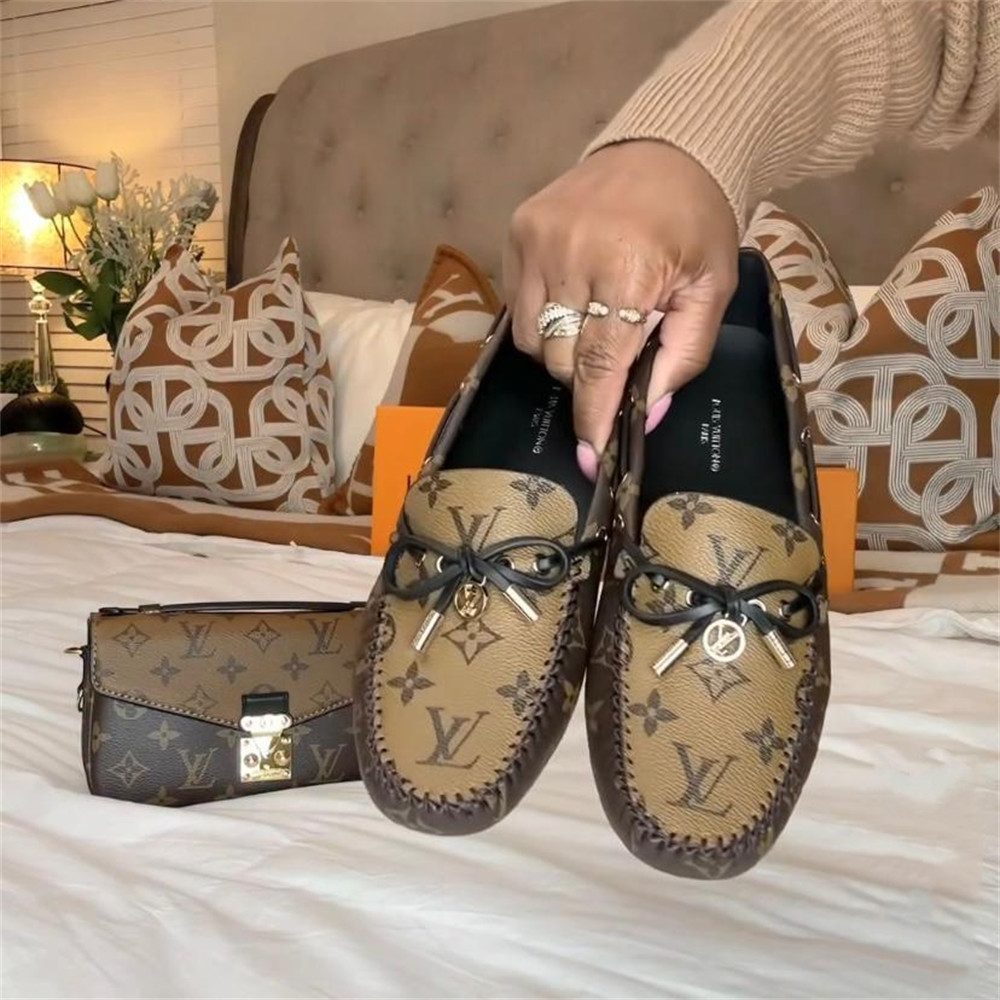 High quality Loafers shoes & shoulder bag free shipping LOV #30569 - Image 1