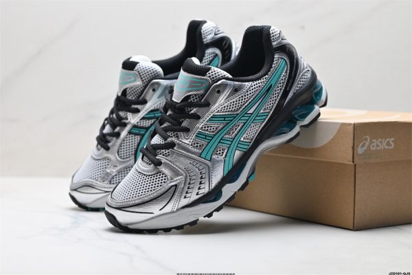 1 pair sport shoes size:5.5-11 with box free shipping ASI #30610