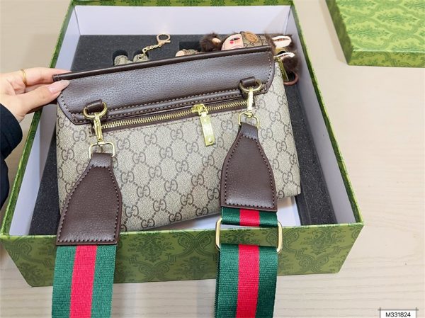 High quality shoulder bag size:24*18cm GUI #30613
