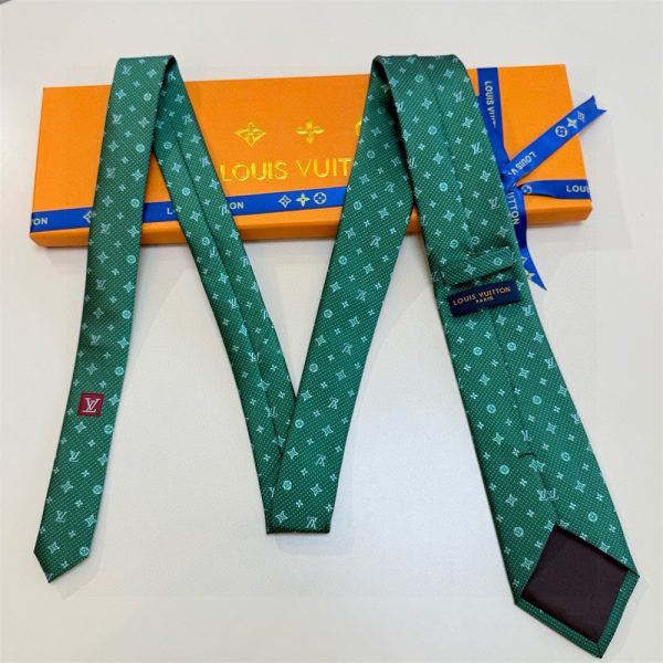 High qualit fashion tie with box LOV #30632 - Image 4