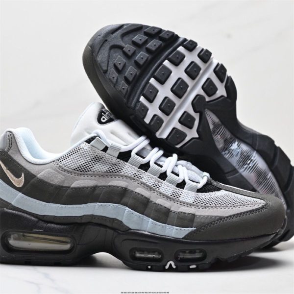 1 pair sport shoes size:5.5-11 with box free shipping MAX-95 #30665