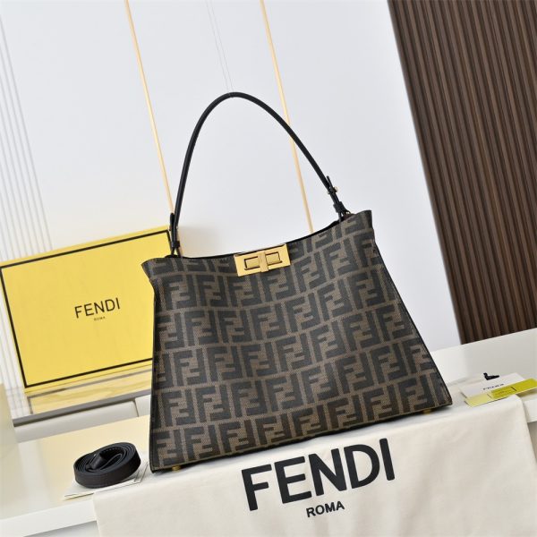 Top quality leather Tote bag size:35*25cm FEI #30675