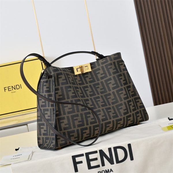 Top quality leather Tote bag size:35*25cm FEI #30675