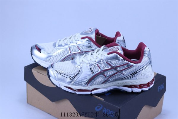 1 pair sport shoes size:5.5-11 with box free shipping ASI #30699