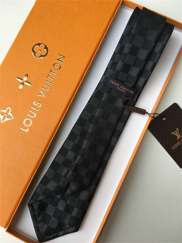 High qualit fashion tie with box LOV #30702