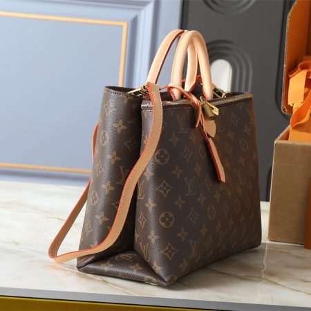 Top quality leather Tote bag size:34*14cm LOV #30713 - Image 3