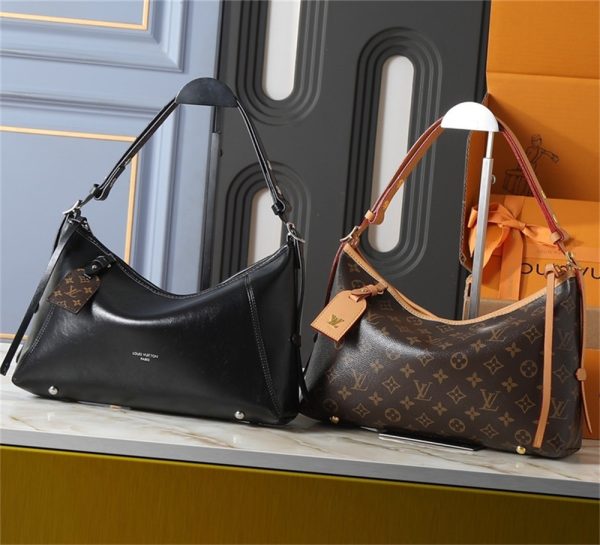 Top quality leather shoulder bag size:36*19*10cm LOV #30714