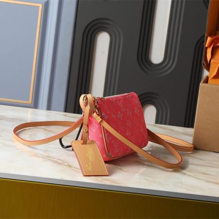 Top quality shoulder bag size:23.5*13.5*4cm LOV #30715 - Image 3
