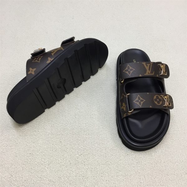 High quality couple slippers size:5-11 with box LOV #30723