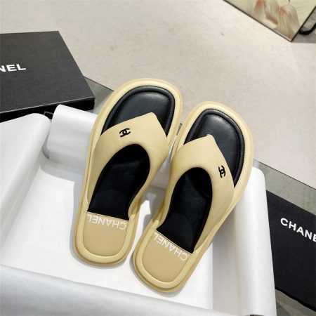 High quality slippers size:5-11 with box CHL #30753 - Image 4