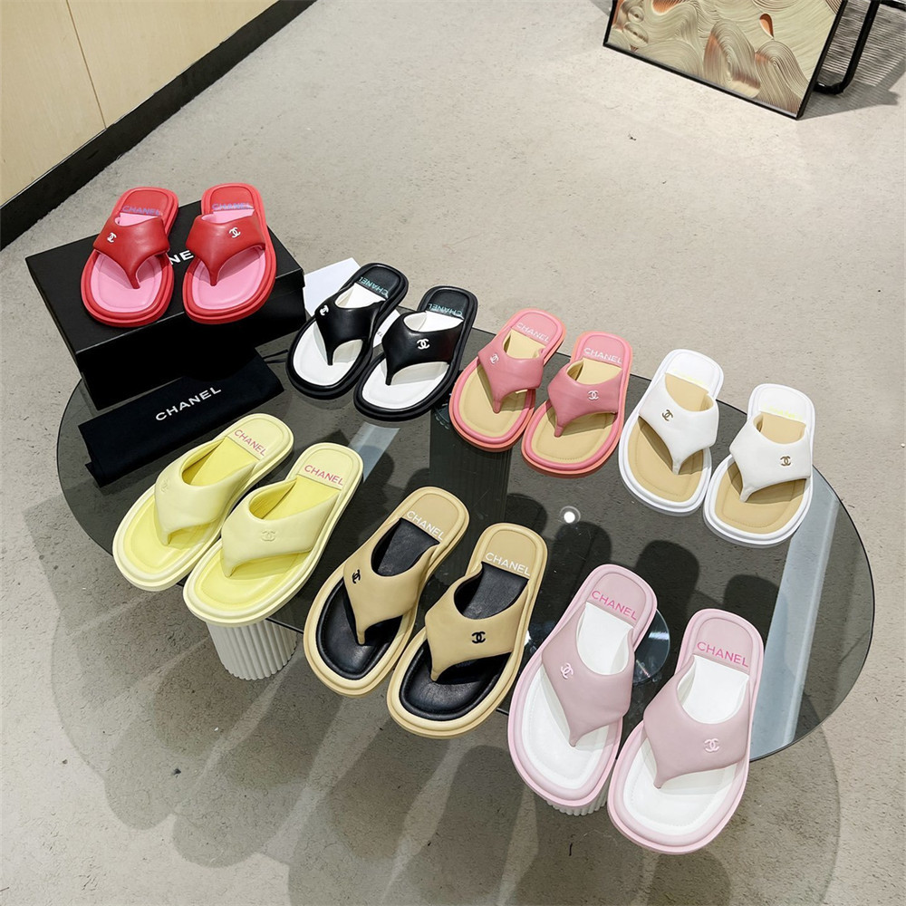 High quality slippers size:5-11 with box CHL #30753 - Image 3