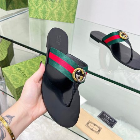 High quality slipper size:5-13 with box GUI #30794 - Image 2
