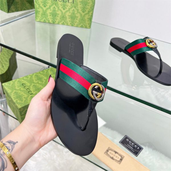 High quality slipper size:5-13 with box GUI #30794 - Image 2