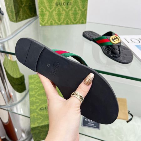 High quality slipper size:5-13 with box GUI #30795 - Image 3