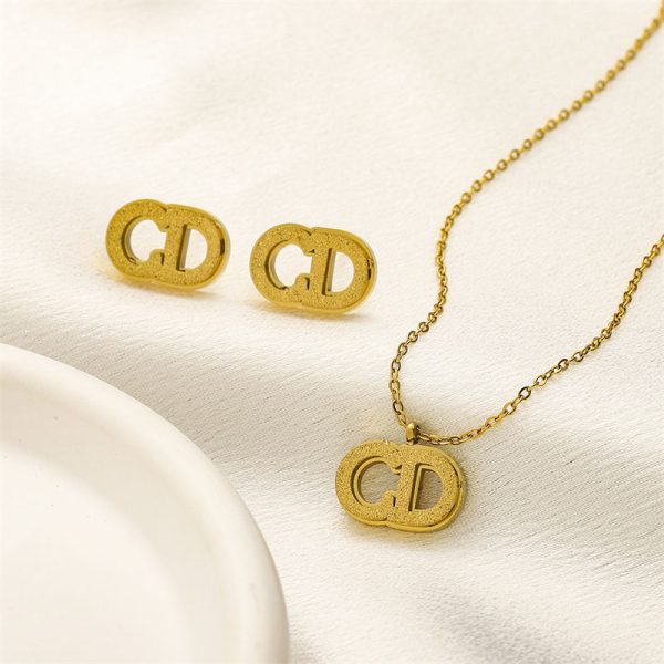Wholesale Fashion Necklace and Earring Set DIR #A1612