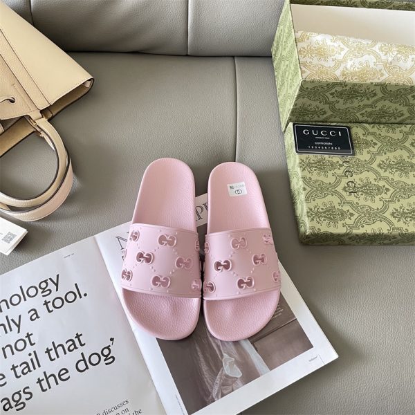 High quality couple slipper size:5-12 with box GUI #30800 - Image 5