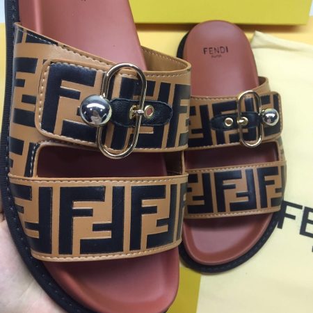 High quality couple slipper size:5-11 with box FEI #30802 - Image 2
