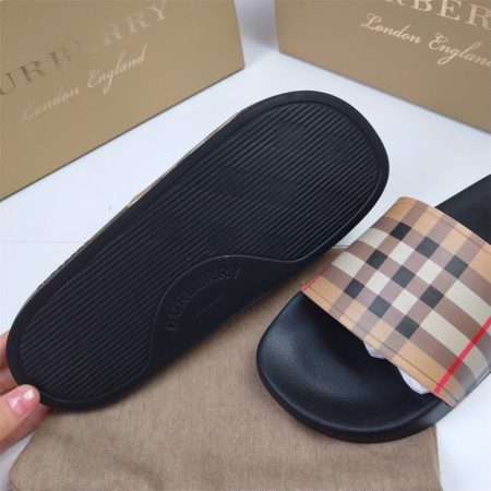 High quality couple slipper size:5-12 with box BUY #30809 - Image 2