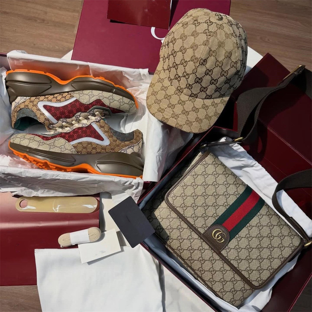 High quality sneaker & messenger bag & hat set free shipping GUI #30819 - Image 1