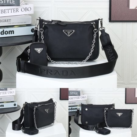 Top quality shoulder bag size:23*16*5.5cm GUI #30827