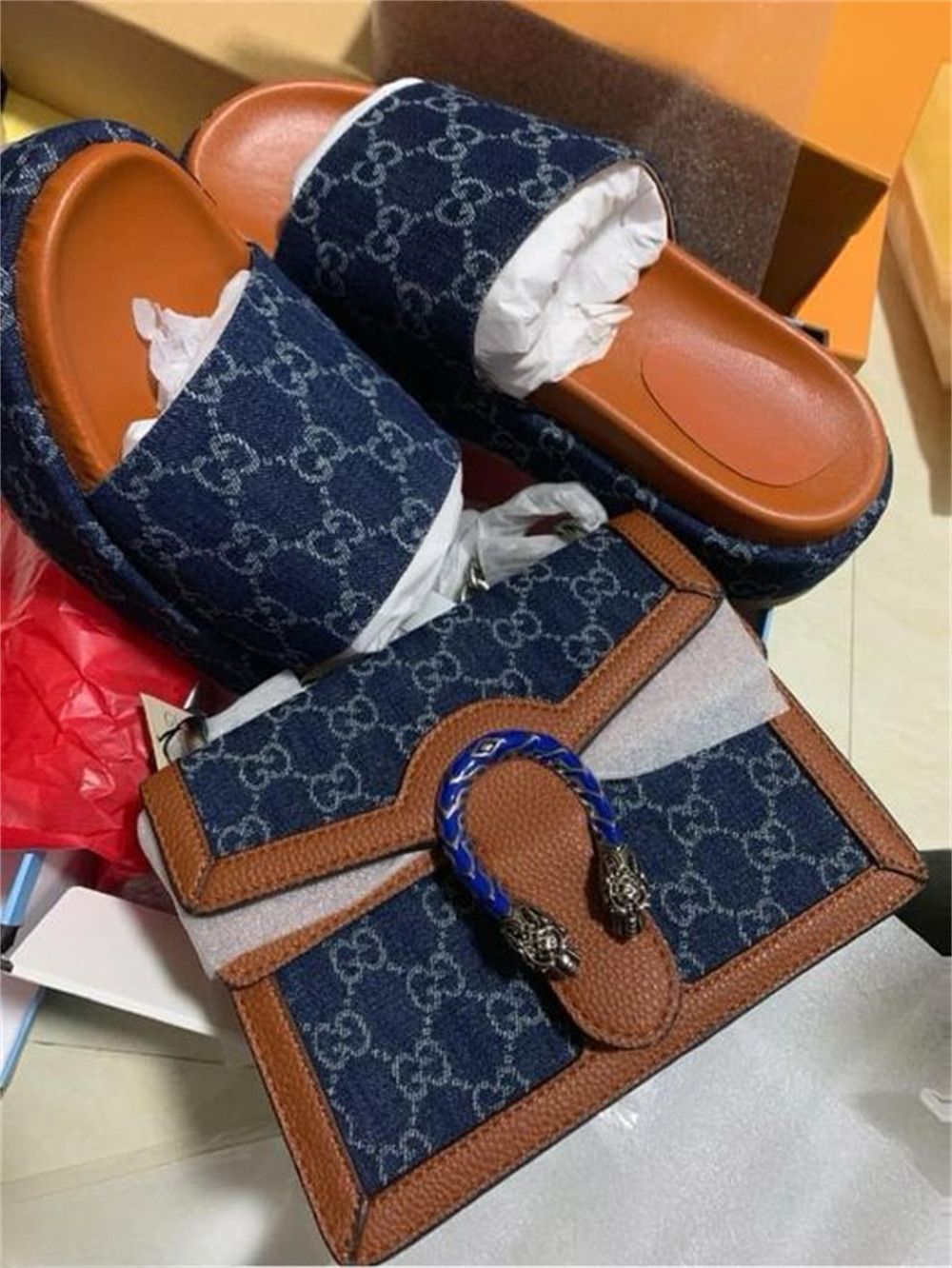 High quality slipper & shoulder bag free shipping GUI #30831 - Image 1