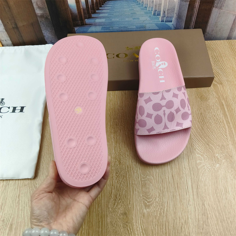 High quality couple slipper size:5-11 with box COH #30836 - Image 3