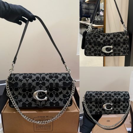 High quiality shoulder bag size:26*13.5*6.5cm COH #30839
