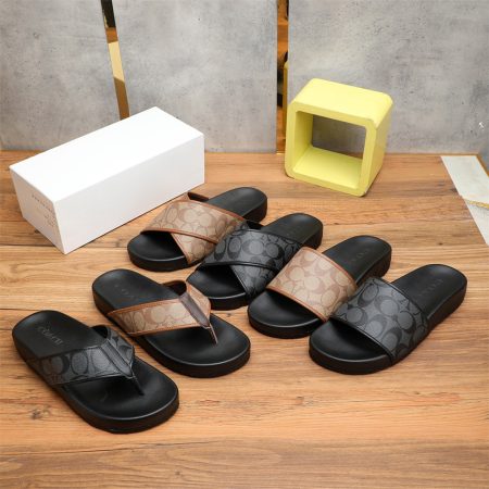 High quality slipper for men size:5-12 with box COH #30850 - Image 2