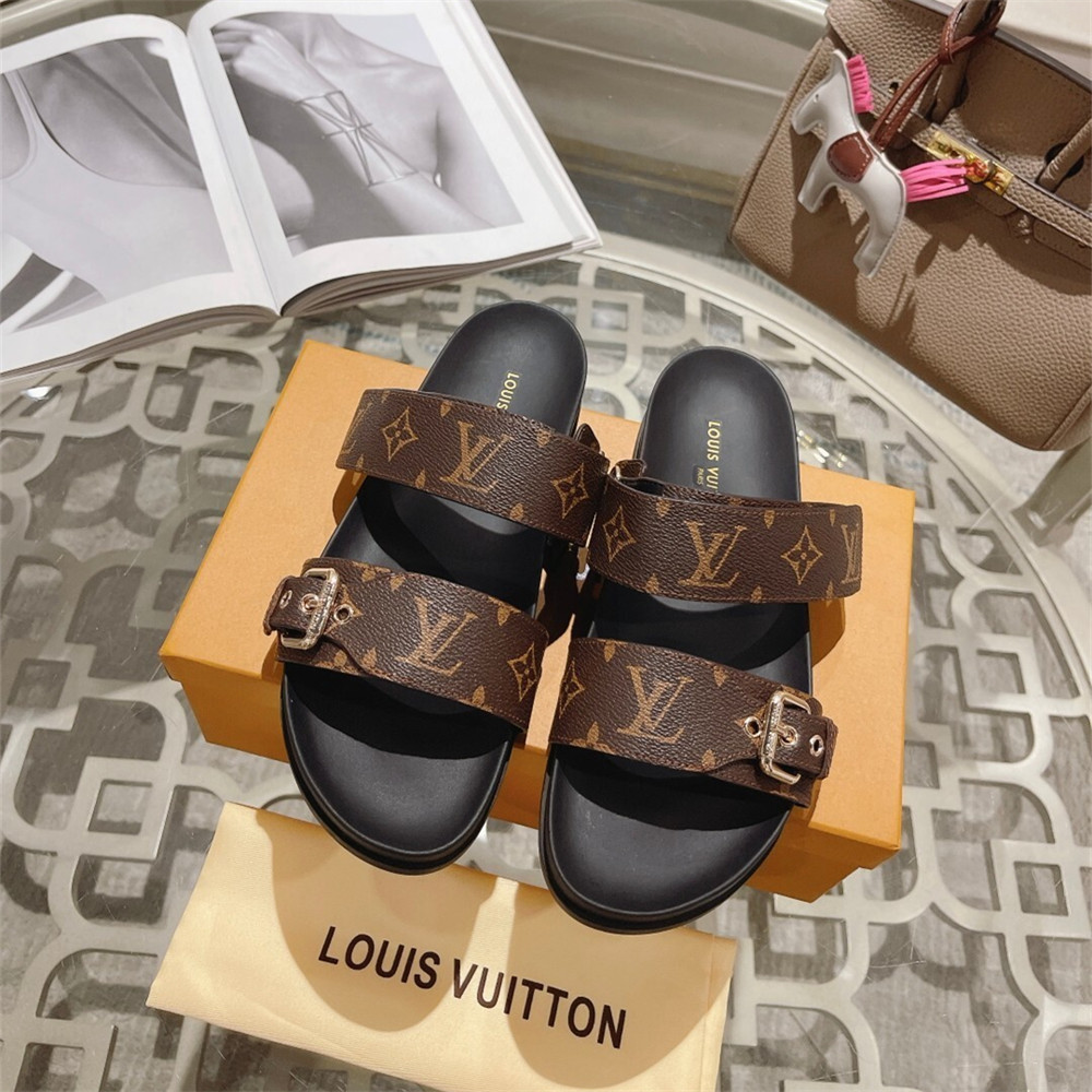 High quality couple slipper size:5-11 with box LOV #30860 - Image 3