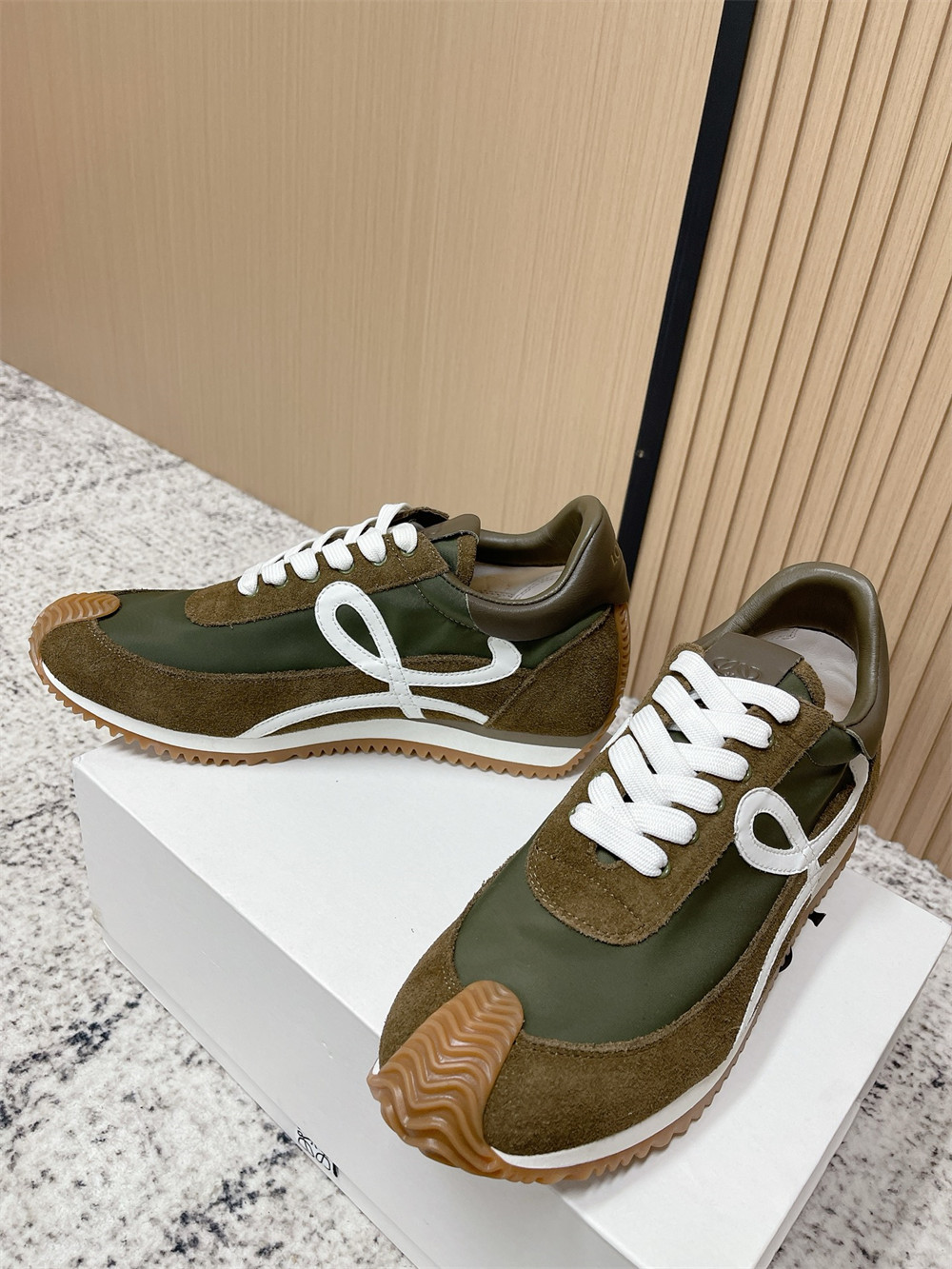 High quality fashion sneakers & shoulder bag set free shipping LOW #30873 - Image 2
