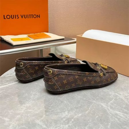 High quality moccasin-gommino shoes size:5-11 with box free shipping LOV #30880 - Image 4