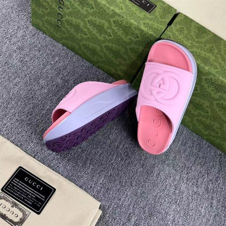 High quality slipper size:5-13 with box GUI #30900 - Image 4