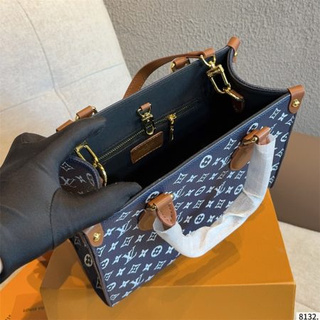 High quality Tote bag size:25*19*10cm LOV #30901 - Image 3
