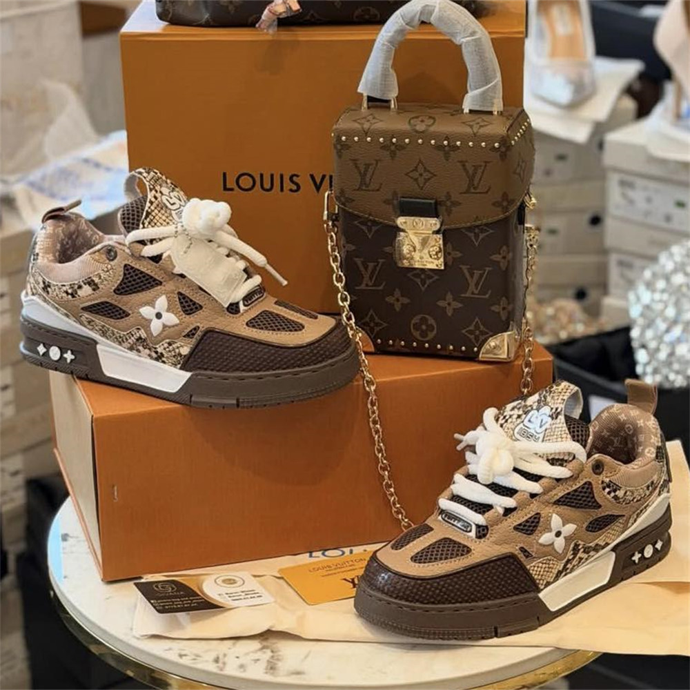 High quality sneaker & shouloder bag free shipping LOV #30914 - Image 1