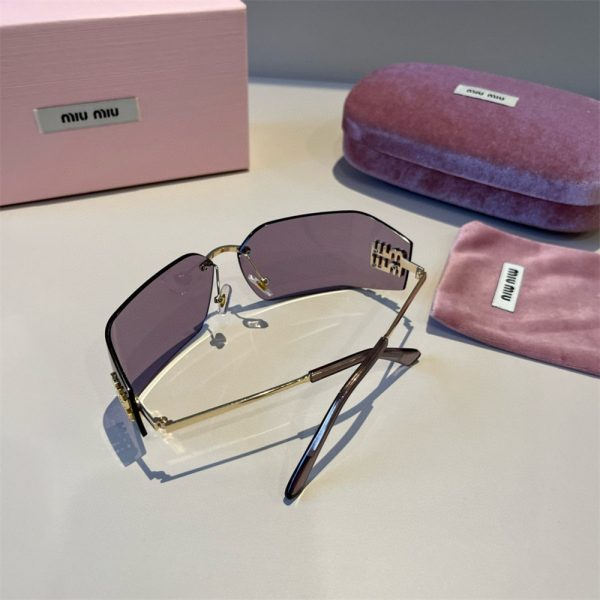 High quality sunglass with box MIU #30915