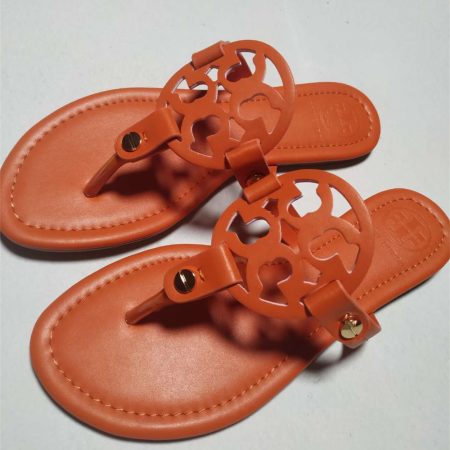 High quality slipper size:5-11 with box TOH #30942 - Image 6