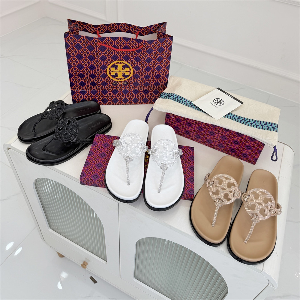 High quality slipper size:5-10 with box TOH #30944 - Image 1