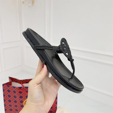 High quality slipper size:5-10 with box TOH #30944 - Image 3