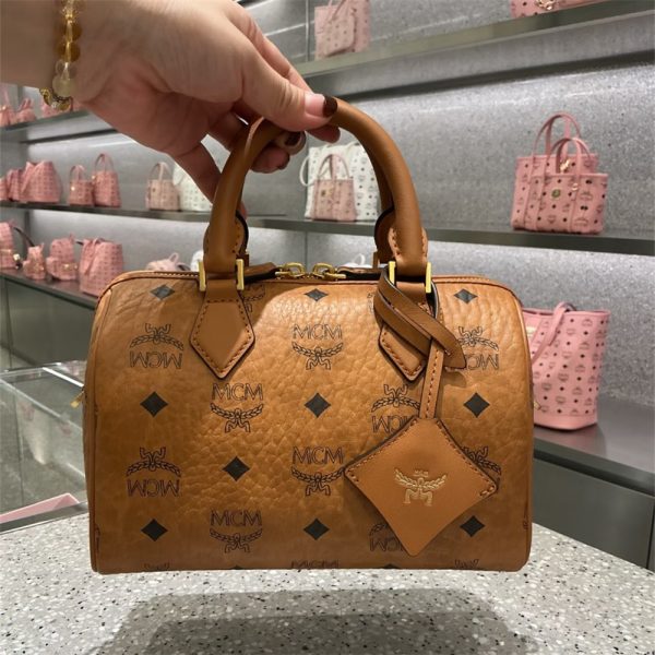 High quality handbag size:21*14cm MCI #30947