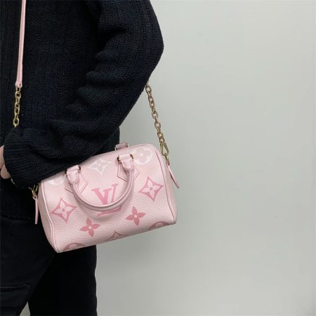High qulaity handbag speedy size:20*14cm LOV #30963 - Image 2